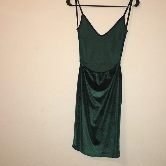 Open Back Green Velvet Asymmetrical Dress - Picture 4 of 4